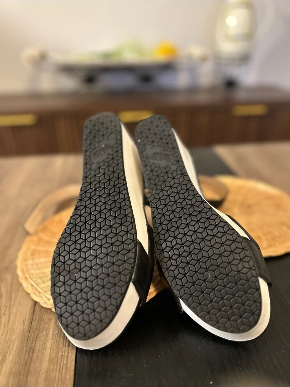 Dr. Scholl's Black and White Wedge Sandals